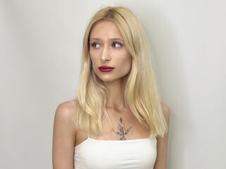 nude webcam CweneBagge
