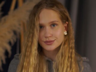 strip show DamarisWellnitz