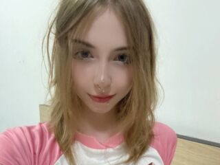 kinky video chat performer DaniGlow