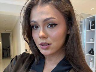camwhore spreading pussy DemetriceTaneja