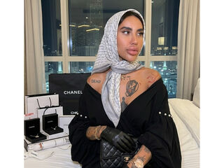 naked girl with webcam masturbating with sextoy DianaCarolinas