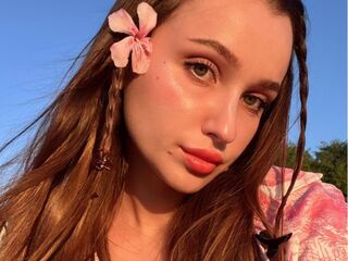 hot naked cam girl ElisaHeathe