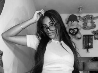 nude gamgirl EllenaStonne
