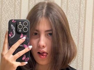 naked cam girl picture EllieLenon