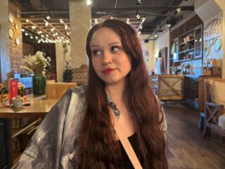hot girl webcam video EmilyGreek