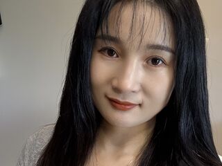 camgirl playing with sextoy Emilyellow