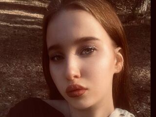 camgirl spreading pussy EmmyStonelle