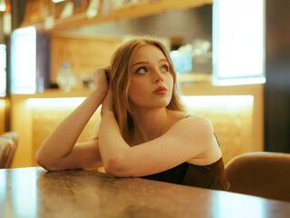 live cam girl FloraGodsil