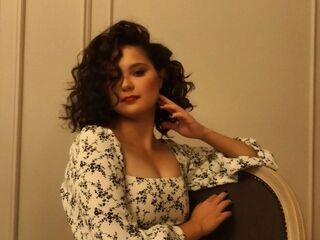 chat with cam FloraHaviland