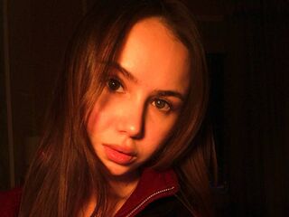 beautiful camgirl GarnettKeohane