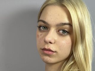 hot naked cam girl GerryThoburn