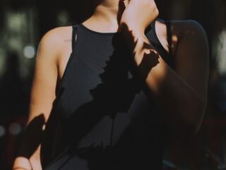 free webcam picture HathawayAwa