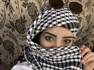 naked girl with webcam fingering HavannaArab