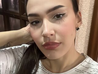 naughty webcamgirl IlonaMasker