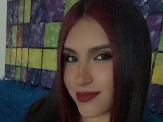 topless webcam girl IsisSmithe
