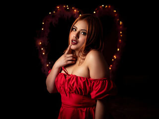 adult cam show IvonneLogan