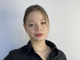 bedroom cam JanuaryBuswell