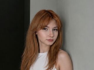 closeup webcam JeniceRadulescu