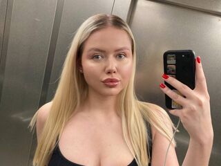 hot strip tease web cam JuliaRupert