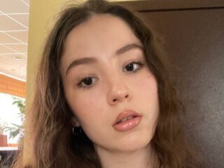 live teaser cam JulyLarain