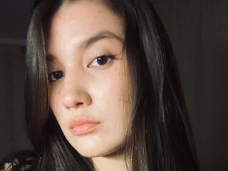 masturbating cam girl KandisKuy