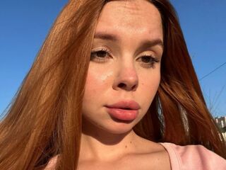 flirt chat room KarinaSavastru