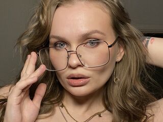 cam slut picture KattyWests