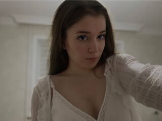 cam girl masturbating with vibrator KendalEllefson
