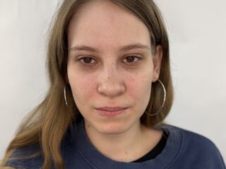 webcam girl chatroom KendallWhitham