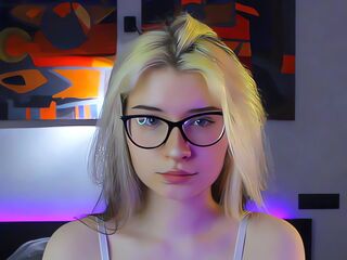 livecam KiraSerene