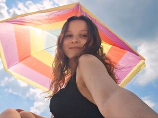 fingering girl cam picture LauraJulian