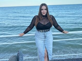 girl nude LeillaTvin