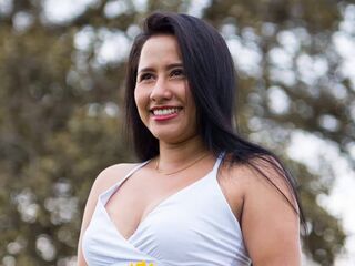 camslut showing pussy LenaCarther