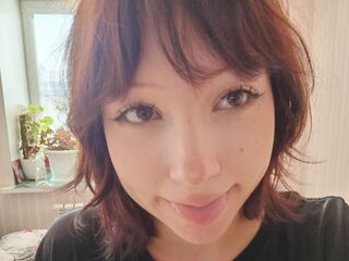 fingering cam girl video LeonaMuchow