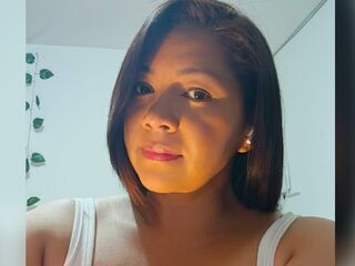 fingering girl cam LeylaWeyn