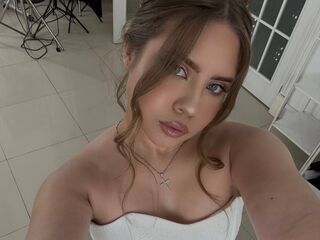 camgirl shaving pussy LilianVanarsdale