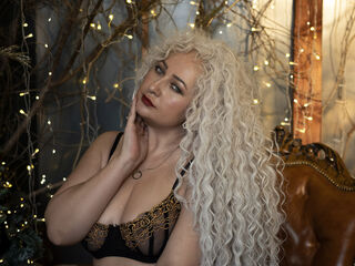 naughty camgirl masturbating LilitLang