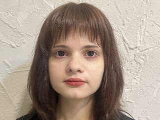 hot cam girl fingering LillyMilly