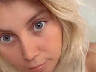 webcam chatroom LittleSary