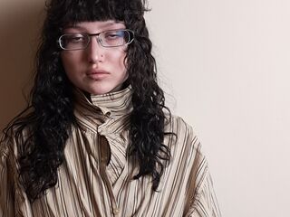 naked webcamgirl video LonnieMackaman