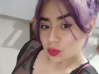 camgirl masturbating with vibrator LorentQuint