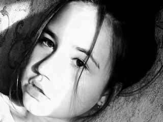 girl cam live LoriFlox