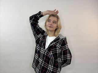 cam whore live LorieYancy