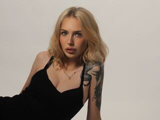 naughty camgirl fingering pussy LowerFrancis