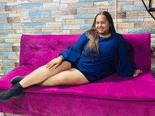 kinky webcam model LucyOween