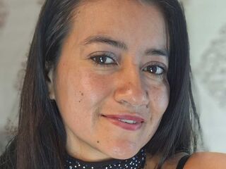 topless webcam girl MariaSilvers