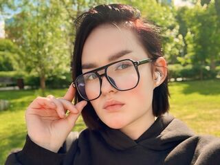 hot cam whore MarryLuginbill