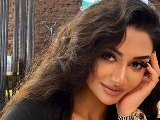 web cam show MayaDastrup