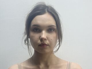 nude gamgirl MeganJefferson