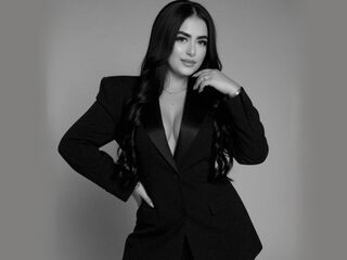 fingering girl chatroom MeghanGomes